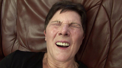 Private Lustpigs: Tânărul vecin o fute pe bunica