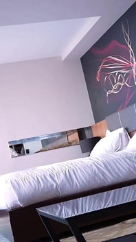 Cựu tiếp viên hàng không đã có mọi thứ ngoại trừ những gì cô ấy muốn nhất.