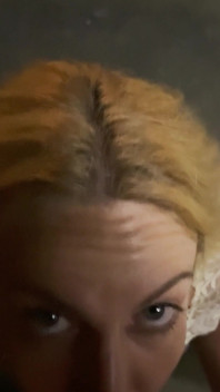 Šílené!! Blonďatá kráska šukána na veřejnosti po rande!!