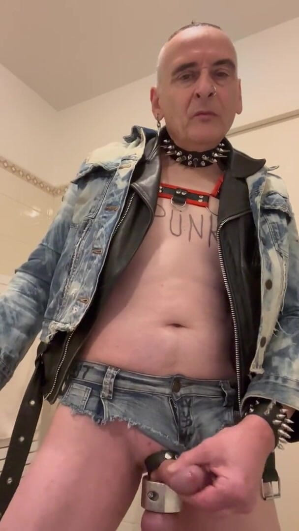 Jeansaddict: Punkový gay