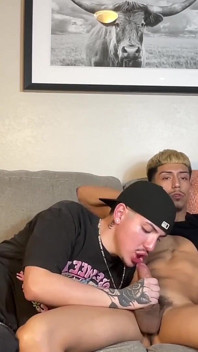 Cholo suce son pote, éjaculation pour la première fois, Dl Hungpapi