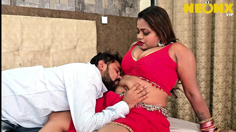 NeonxOTT: Mote Dudh Wali Desi Bhabhi Seks Panas