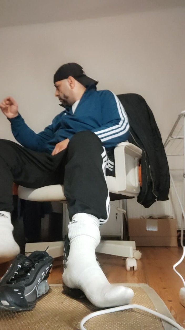 SmokedAlloy2: Cum in My Sports Shoes