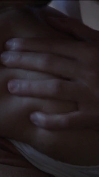 Erotické lízání kundičky a šukání se sexy párem