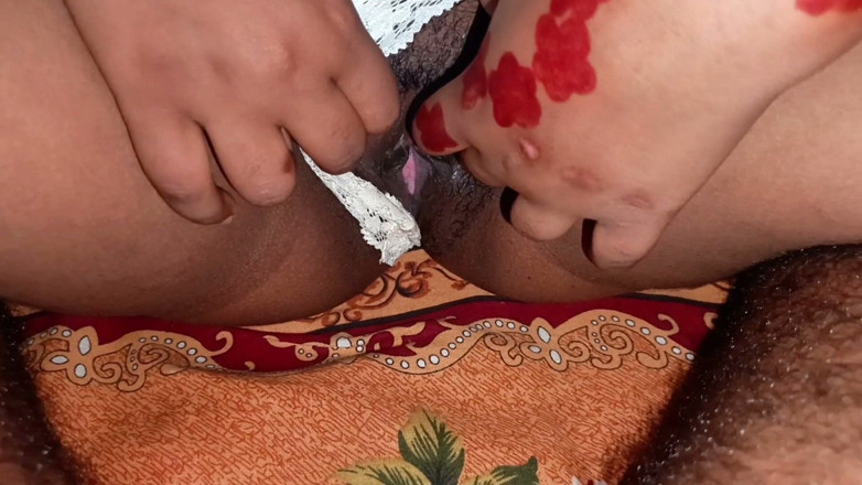 Indian69ExpressTM: Část 1 nevlastní dcera mého nejlepšího přítele přišla z vysoké školy. Teen...