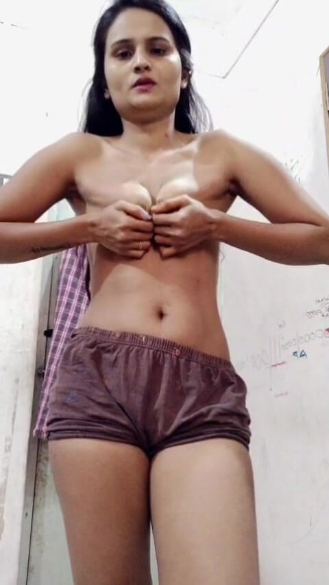 PlunkedVelour: Con un video di sesso in faccia