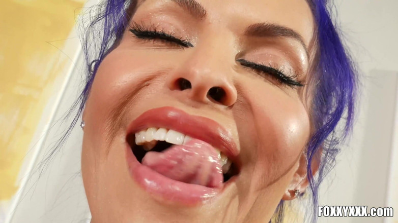 TransErotica: Foxxy i pälsar