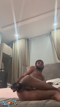 이 젖은 엉덩이 따먹기