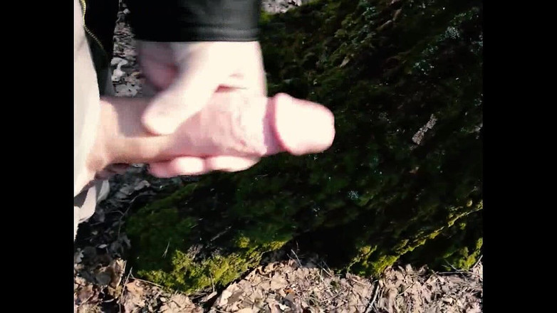 qaz11: Honění před kamerou - 590