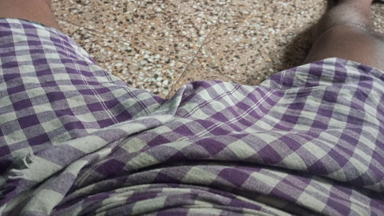 Fucking my wife: Estoy follando el coño de mi esposa en la habitación...