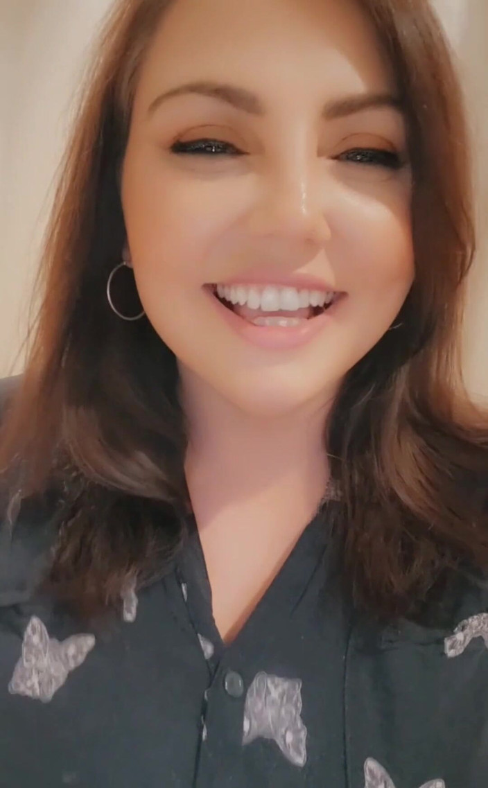 CoyWilder: 좋은 일요일을 보내고 있기를 바랍니다! 기회가 된다면 나에게 메시지를 전해줘