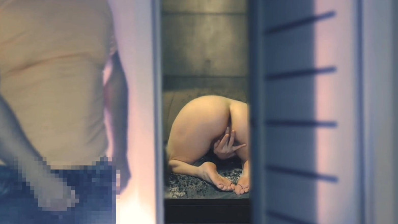 My Fetish Girl: 맨발의 의붓여동생 노팬티. 조이 (18세 이상
