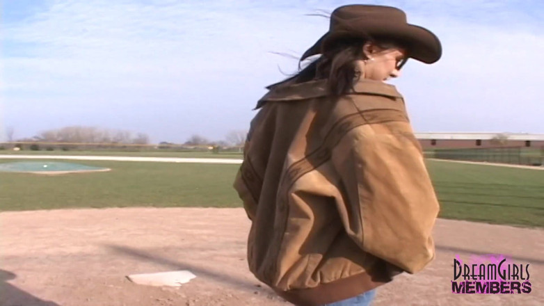 Dream Girls: Chica de campo se desnuda en Iowa