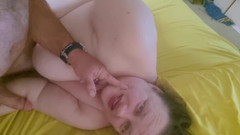 WeAreFukBunnies: Manželka nechá kamaráda, aby se prosadil