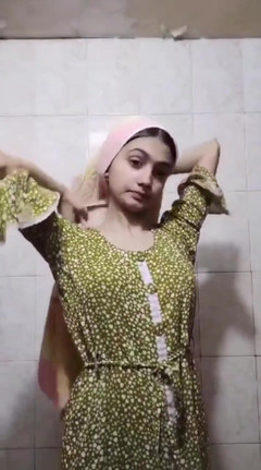 CollegeTeenCouple: Meu namorado gravou meu camshow nu, então eu enviei