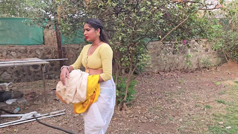 Kamasutra61: Sexy indický desi pár Holi Speciální romantika