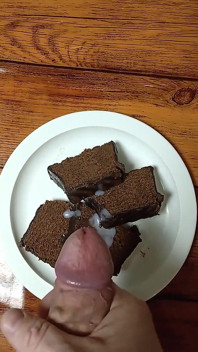 Bánh sô cô la với tinh