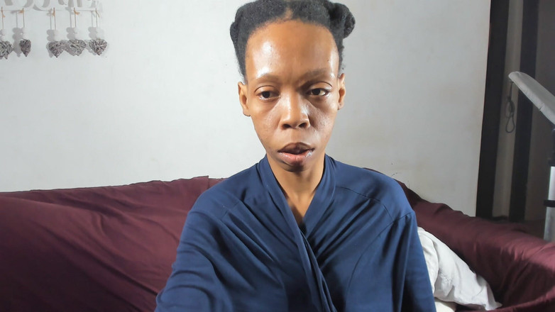 AnalEbony: Tante sange kulit hitam, pantatnya dientot