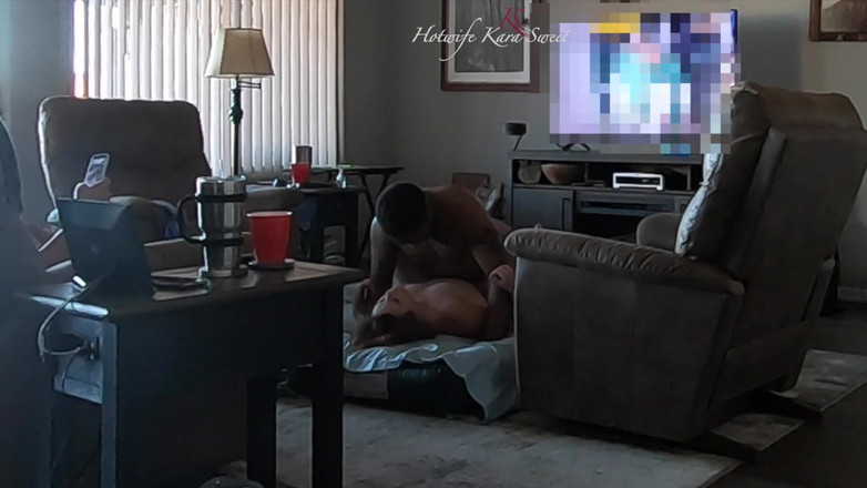 Kara Sweet: Kara Sweet为了打赌而自慰