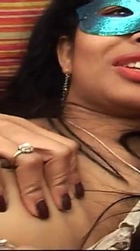 Ateşli maskeli sapık orta yaşlı seksi kadın