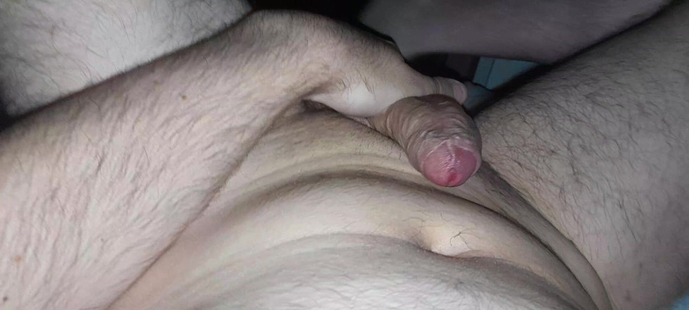 damien: 我抚摸自己