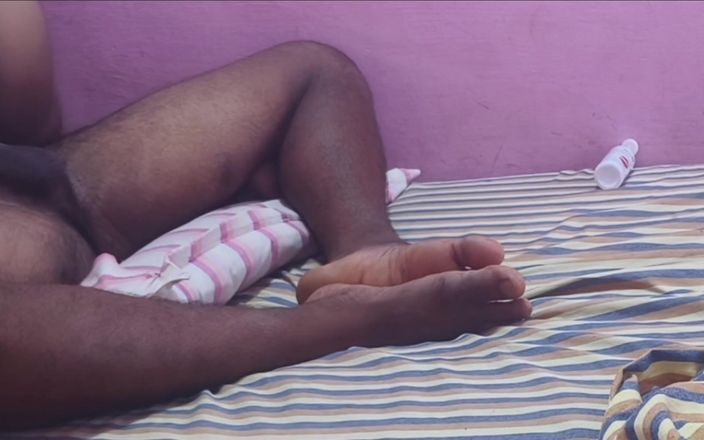VillageBlackfairy: Sex Mallu dívka zpět nastříkána mrkví do díry přítele zpět