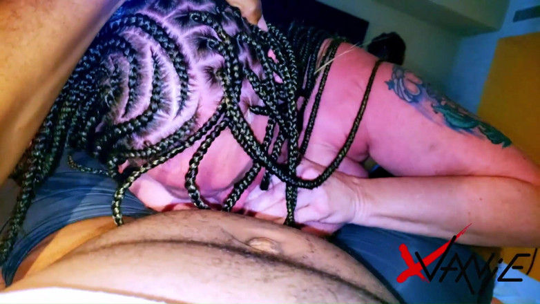 Mr.Freaky69Ja: Kanada'dan azgın genç erkek avcısı Jamaika'da iki adam tarafından sikiliyor