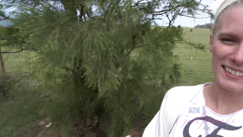 ATK Girlfriends: Vacanze virtuali hawaii con Elaina Raye 3/5