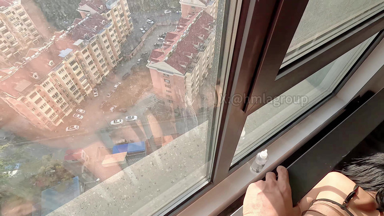 Tia mx: Partagez un amour unique avec des voisins et des inconnus...