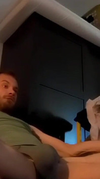 Bator Bro Bates out głośnomówiący wytryski