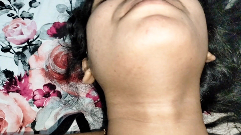 Shopna25: Збуджена мачуха трахає свого пасинка. 2023 мачуха х відео.