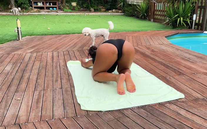 Miss Fluo: Glute cvičení v Garde