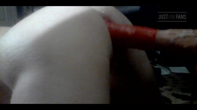RobertLacrosse: Thrusting Dildo Deep in My Ass