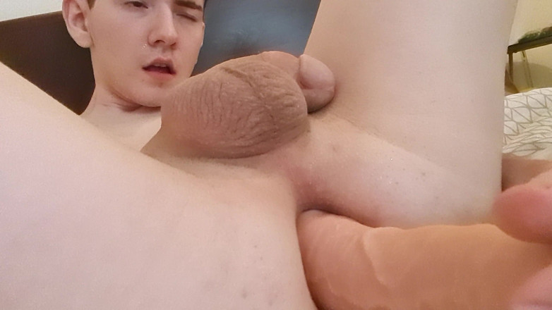 Prettyboi2000x: Фембой Соблазняет И Капает Сперму От Скачки На Дилдо - Prettyboi2000x