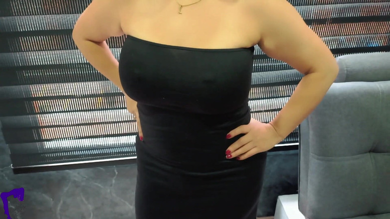 AlinaVelvet: Tetanggaku yang lagi sange menggodaku saat suaminya lagi dientot habis-habisan...