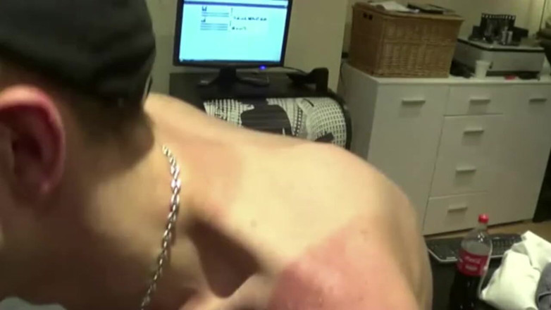 Gaybareback: Matt Kenedey zerżnięty przez Juana xxl