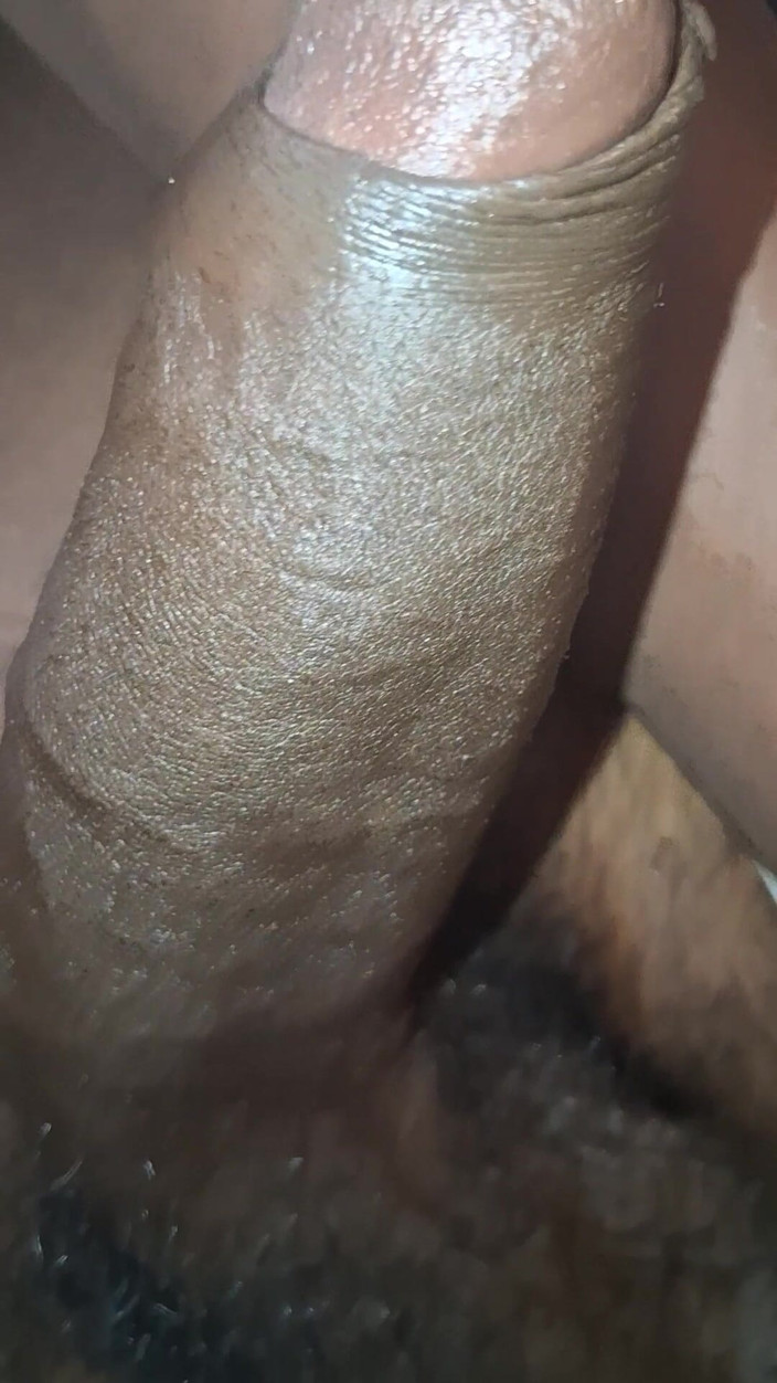 Chocolate Meat Stick: 間近で 巨大な睾丸 巨大な黒い未切除のチンコ