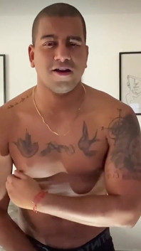 口頭で臭いブッシュアルファ屈辱