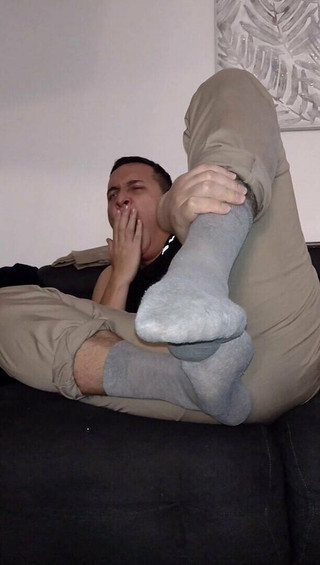 Tomas Styl: Kancelářské dlouhé ponožky pro uctívání