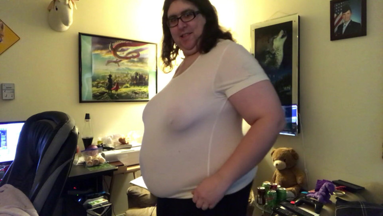 Moobdood: Tight blouse