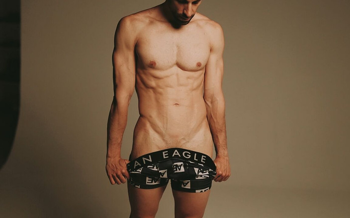 Zeus Ray: Jsem nahá před kamerou