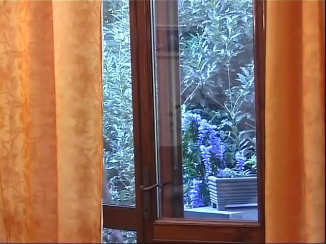 Milf in Love: Neuvěřitelná hrubá a zvrácená neslušnost (celý porno film)
