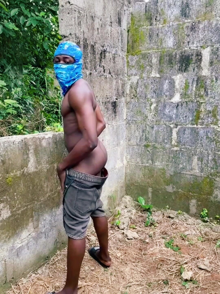 BLACKSHOOTERR: Cum on Top of His Ass and Continue Fucking Him