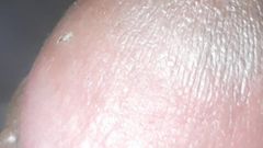 Lubina45: L'uomo esplora segretamente i suoi bisogni sensuali.