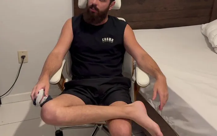 Rope Hunter: POV:i Will Use My Post-gym Socks to Gag You