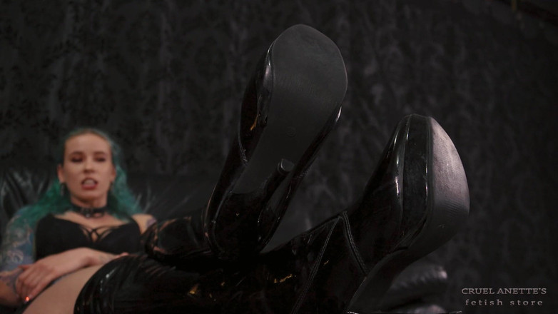 Cruel Anettes fetish world: POV - Snažíš Se Ji Potěšit