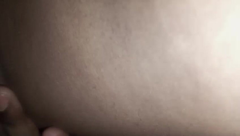 Auntixxx69: Můj šéf mi šukal kundičku tak moc, že mu z ní vytryskla voda