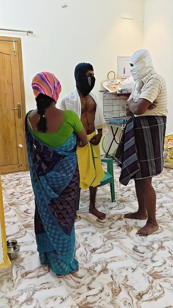 Thesana: Nattamai ve asistanı masum ev hanımıyla sikişiyor