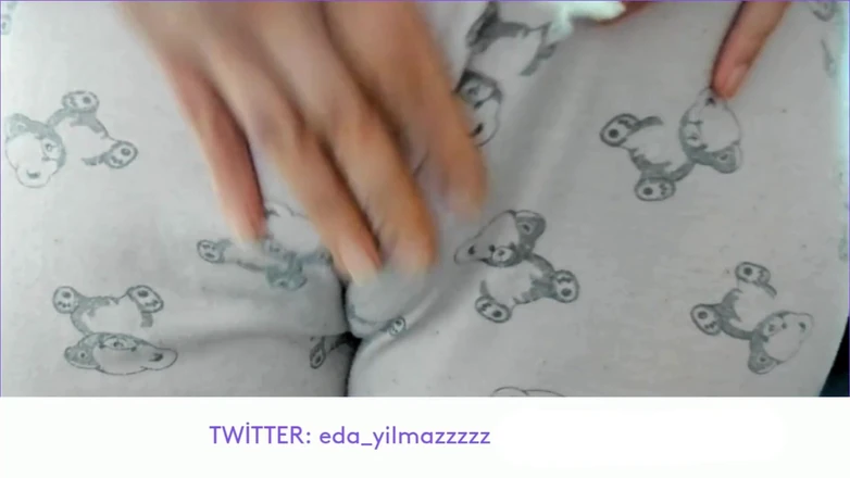 turk_milf_porno: У меня был договорный брак - хуй моего мужа оказался маленьким