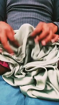 Saténové hedvábné honění porno - mrdka na saténové Silky Green Salwar z Bhabhi 82